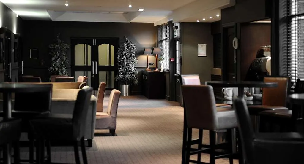 Village Chester St Davids Ewloe Hotel